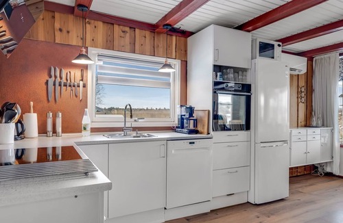 Floutrup House | "Dimo" - 75m to the fjord by Interhome