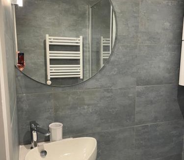 Dinard Apartment | Dinard: studio à 100 m de la plage de L'Ecluse