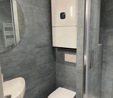 Dinard Apartment | Dinard: studio à 100 m de la plage de L'Ecluse