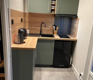 Dinard Apartment | Dinard: studio à 100 m de la plage de L'Ecluse