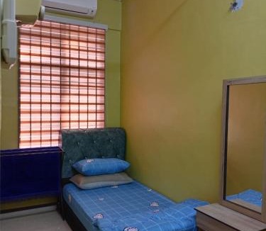 Alor Setar House | DiNda Homestay