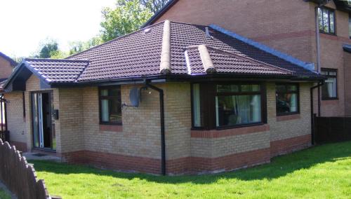 Lennoxtown House | Dingieshowe Cottage