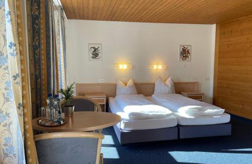 Zweisimmen Hotel | Dinh Residence
