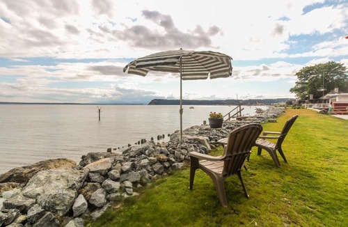 Clinton House | Dinnsen's Den