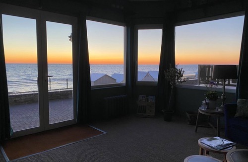 Coeur de Nacre Apartment | DIRECT ACCESS TO THE BEACH