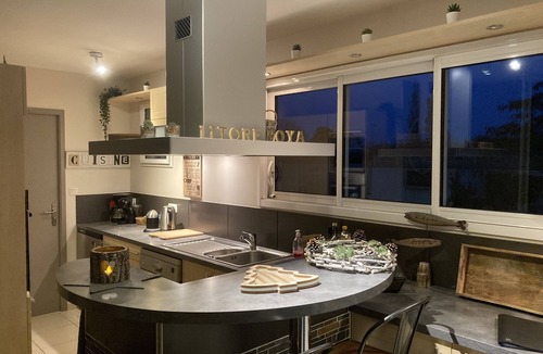 Saint-Jean-de-Monts Villa | Direct access to the beach