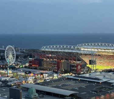 St. Lawrence House | Direct Access to FIFA Stadium-Free Fast Internet