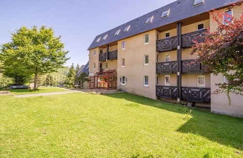 Genos Apartment | Direct access to the slopes - flat for 4