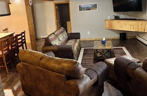 Lawrenceville Other | Direct ATV trail access! ATV enthusiasts Look No Further! Spacious, Great Wi-Fi!