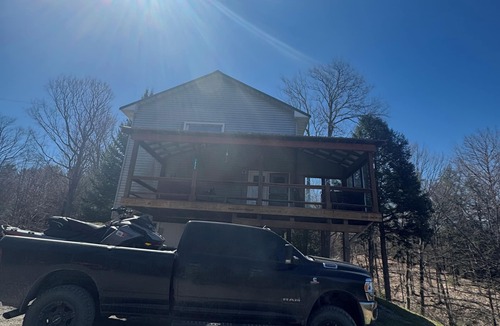Copenhagen House | Direct ATV trail access in Montague and located on The Deer River