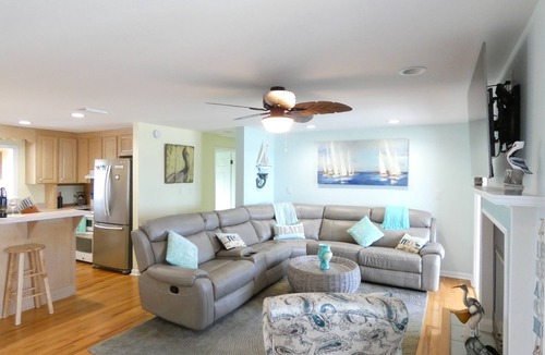 Alligator Point House | Direct Beach front-Pet Friendly-Immaculate, 3 Bedroom Oceanfront Paradise