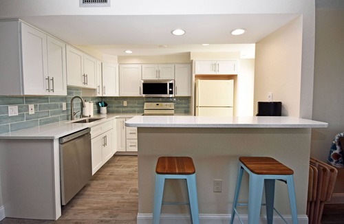 Englewood Condo | Direct Beach Front condo
