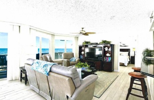 Ormond-by-the-Sea Condo | DIRECT BEACH FRONT CONDO! nPANORAMIC OCEAN VIEW! NO DRIVE BEACH!