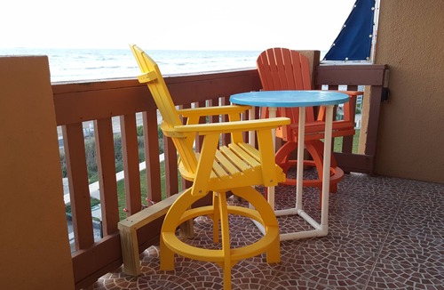 South Padre Island Condo | DIRECT BEACH FRONT condo with stunning views of the Gulf of Mexico