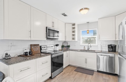 Port St. Joe House | Direct Beachfront, gorgeous sunsets, gated community, north Cape near state park