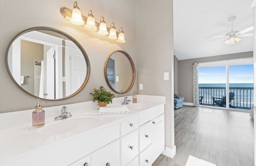 Port St. Joe House | Direct Beachfront, gorgeous sunsets, gated community, north Cape near state park