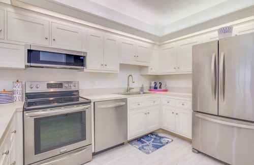 Sanibel Condo | Direct Gulf Front Views ! Amazing Views !
