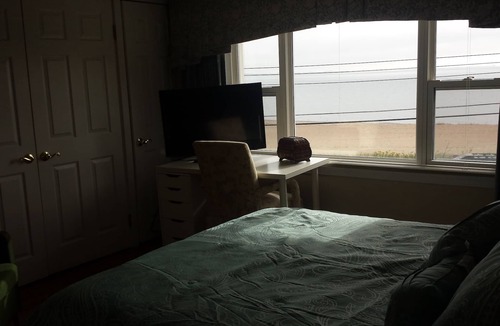 West Haven House | Direct ocean/beach front home with off street parking.