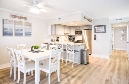 Midtown Ocean City Condo | Direct Ocean Front Building, Oceanview, Mid-Town 39th St, First Floor Unit