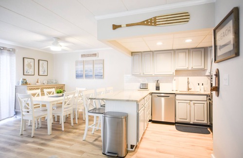 Midtown Ocean City Condo | Direct Ocean Front Building, Oceanview, Mid-Town 39th St, First Floor Unit