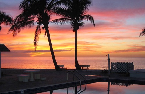 Golden Beach Condo | Direct Ocean Front - Boca Grande Beach Club