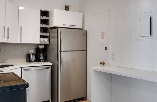 Mid Beach Condo | Direct Ocean Front Property