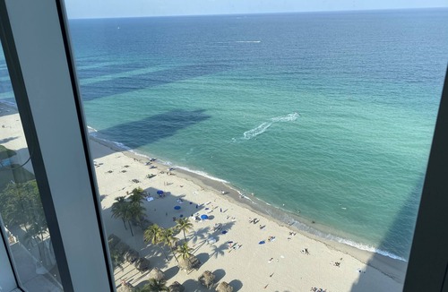 Sunny Isles Beach Condo | DIRECT OCEAN VIEWS- La Perla in Sunny Isles.