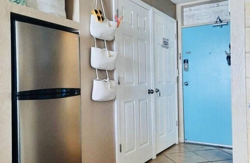 East Daytona Apartment | DIRECT OCEAN VIEW BALCONY-STUDIO-NEW POOL!nn