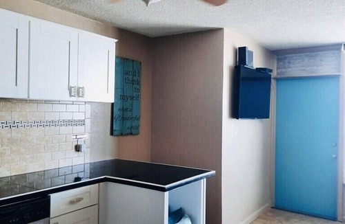 East Daytona Apartment | DIRECT OCEAN VIEW BALCONY-STUDIO-NEW POOL!nn