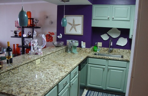 North Myrtle Beach Condo | DIRECT OCEANFRONT, MODERN, GREAT N & S VIEWS, WIFI, FULLY EQUIPPED KITCHEN