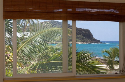 Makaha House | Direct Oceanfront. Tranquility and Seclusion ~ Best Oceanfront Value!