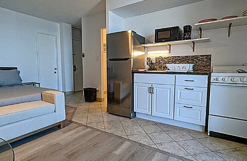 Bostwick Park Apartment | Direct Oceanfront Studio with Balcony, King Bed, Kitchenette, and Wifi