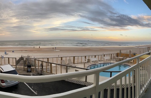 Rockefeller Heights Apartment | DIRECT Oceanfront Clean Comfy Studio Can’t get closer to the beach or pool!