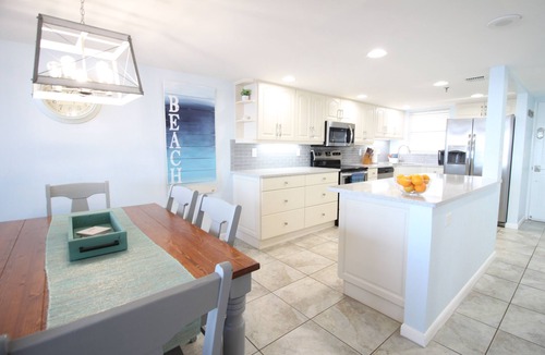 Ormond-by-the-Sea Condo | Direct Oceanfront Amazing Views Beach. Balcony. Pool. Beach Gear.