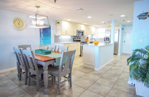 Ormond-by-the-Sea Condo | Direct Oceanfront Amazing Views Beach. Balcony. Pool. Beach Gear.