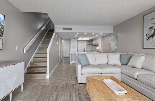 Butler Beach Condo | Direct Oceanfront 2BR Suite - Pool & Immediate Beach Access