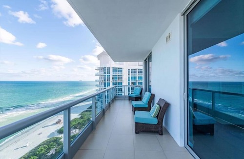 North Beach Apartment | Direct Oceanfront View | High Floor + Balcony | Beach Access