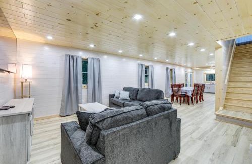 Lyons Falls House | Direct Trail Access: Lyons Falls Getaway w/Views!