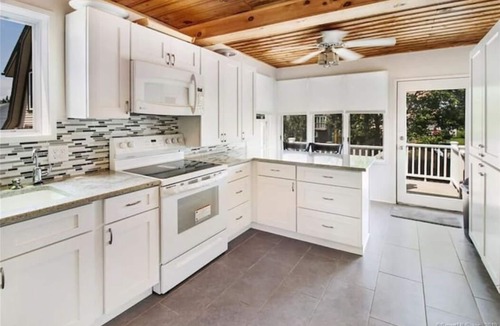 Momauguin House | Direct Waterfront Private Beach Escape