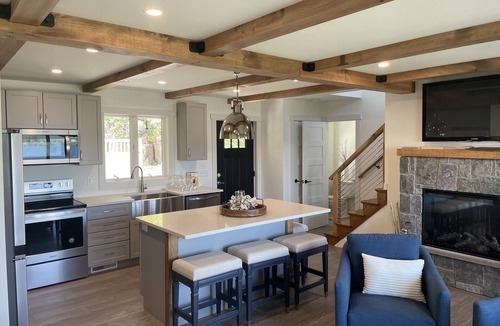 Diamond Point House | Direct Waterfront Rental