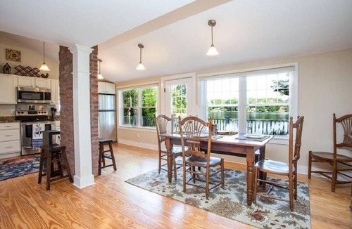 Northwest Harwinton Cottage | Direct Waterfront with Private Beach - Entire Home