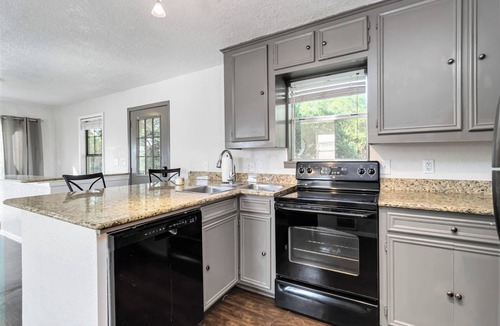 Canyon Lake House | Directly on Canyon Lake - Multi Level