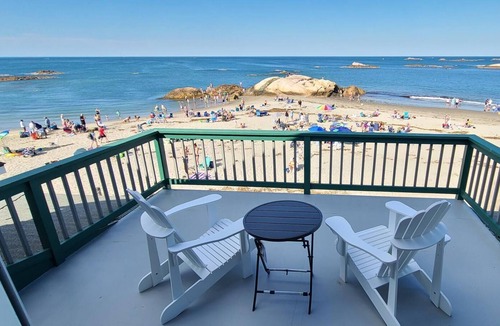 Minot House | DIRECTLY ON MINOT BEACH!!!