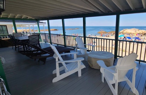 Minot House | DIRECTLY ON MINOT BEACH!!!