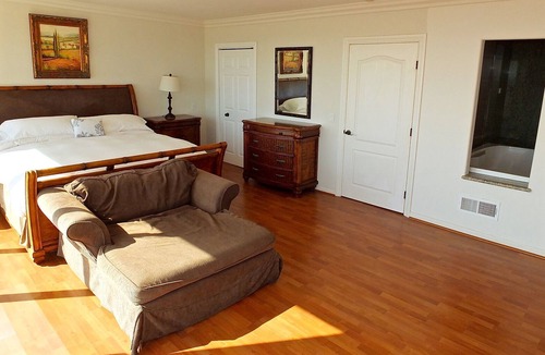 Sunset Beach House | Directly on the Sand - Beachfront Home in Sunset Beach CA