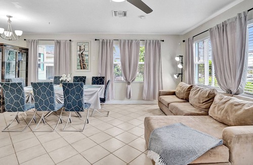 North Beach House | Directly on the beach