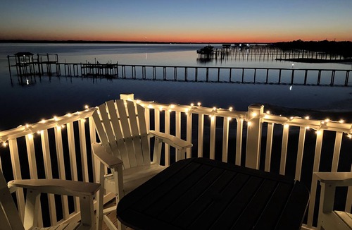 Alligator Point House | Directly on the water, great sunrise and sunset. Low prices for end of summer