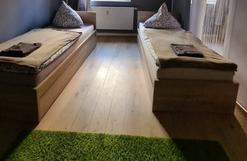 Galgenhof Apartment | Directly to the fair, central & quiet / pick-up service