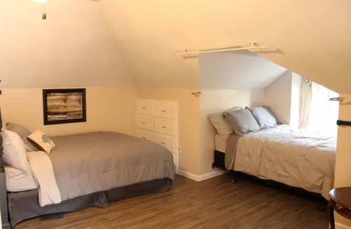 Buffalo County Other | DIRT ROAD INN, a charming farmhouse Amherst NE , 20 min from Kearney NE