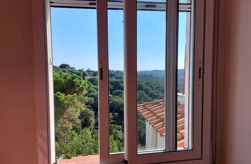 Sant Cebria de Vallalta Condo | Disconnect in nature, 3 km from the sea.